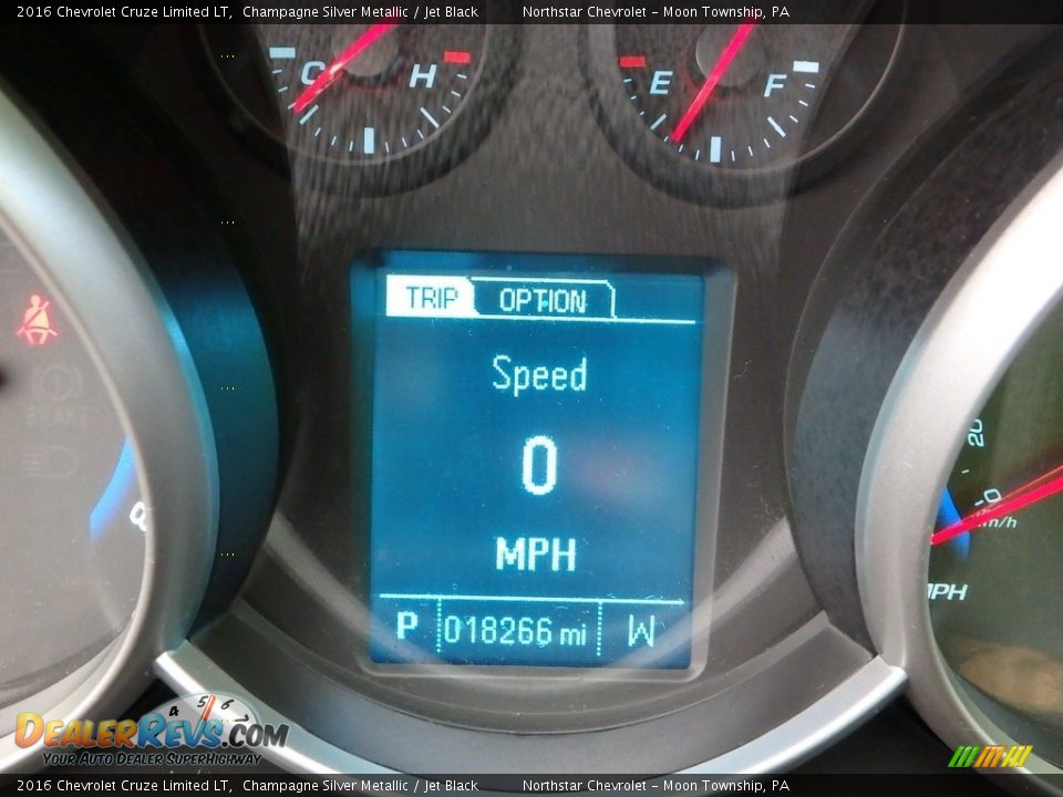 2016 Chevrolet Cruze Limited LT Champagne Silver Metallic / Jet Black Photo #30