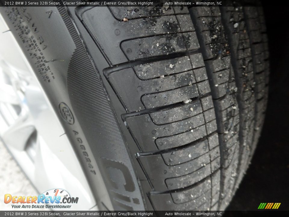 2012 BMW 3 Series 328i Sedan Glacier Silver Metallic / Everest Grey/Black Highlight Photo #8