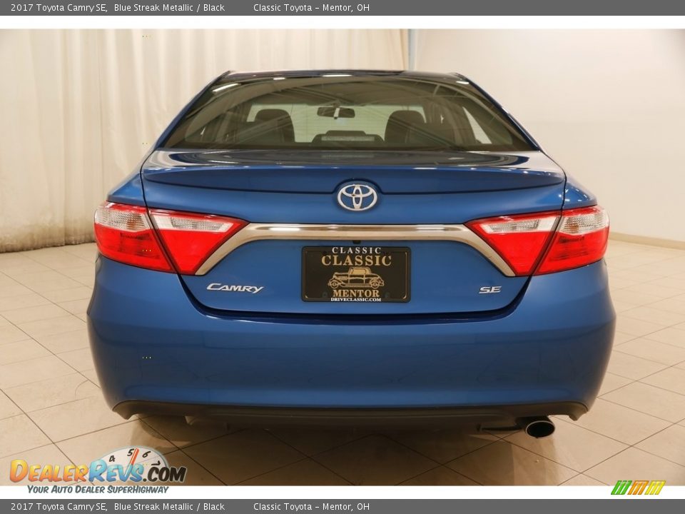 2017 Toyota Camry SE Blue Streak Metallic / Black Photo #15