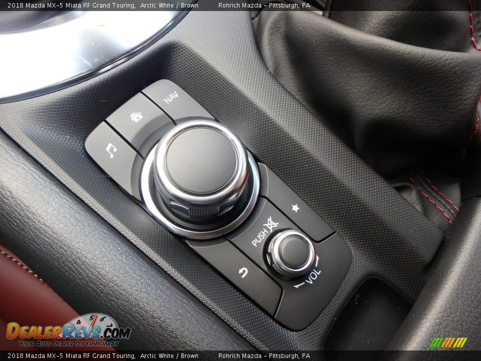Controls of 2018 Mazda MX-5 Miata RF Grand Touring Photo #11