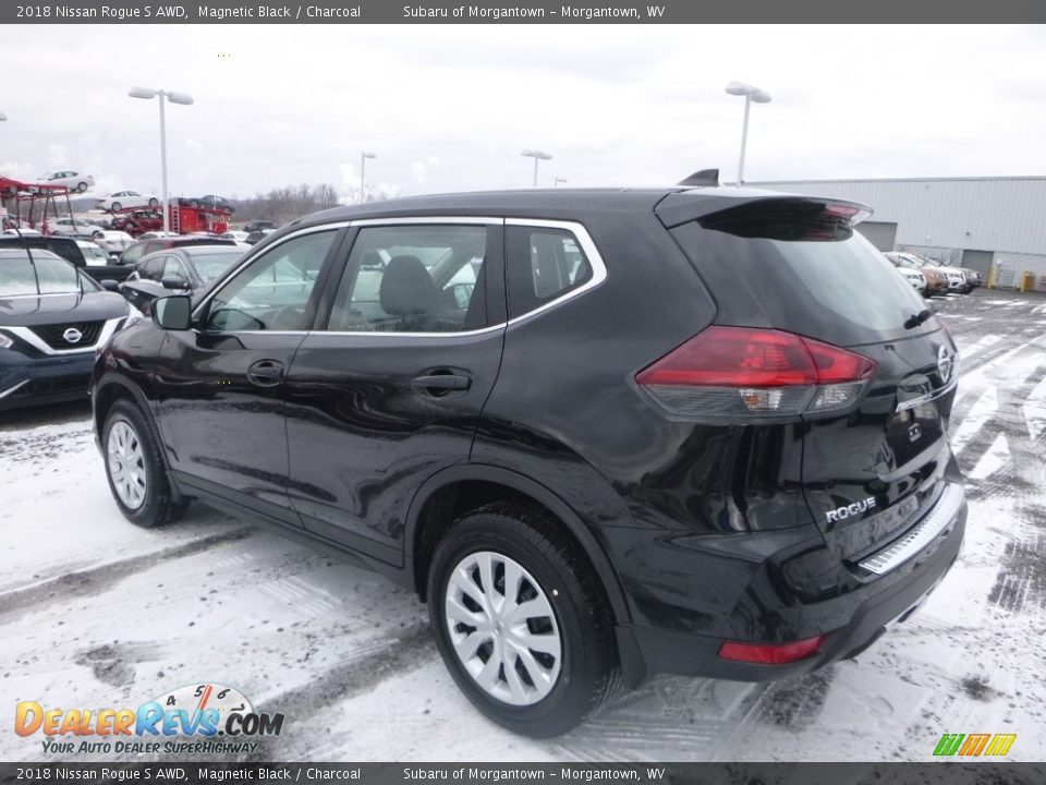 2018 Nissan Rogue S AWD Magnetic Black / Charcoal Photo #6