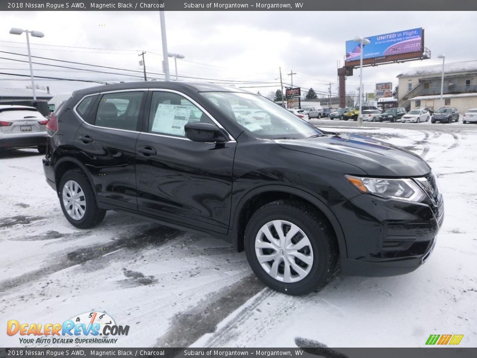 2018 Nissan Rogue S AWD Magnetic Black / Charcoal Photo #1