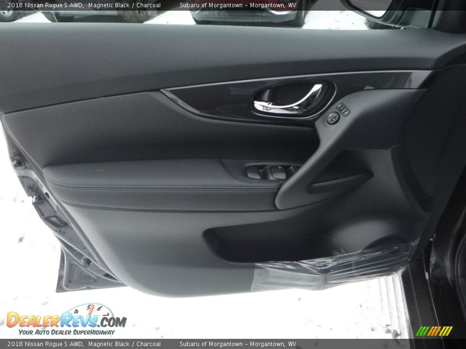 2018 Nissan Rogue S AWD Magnetic Black / Charcoal Photo #14