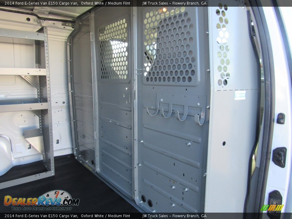 2014 Ford E-Series Van E150 Cargo Van Oxford White / Medium Flint Photo #19