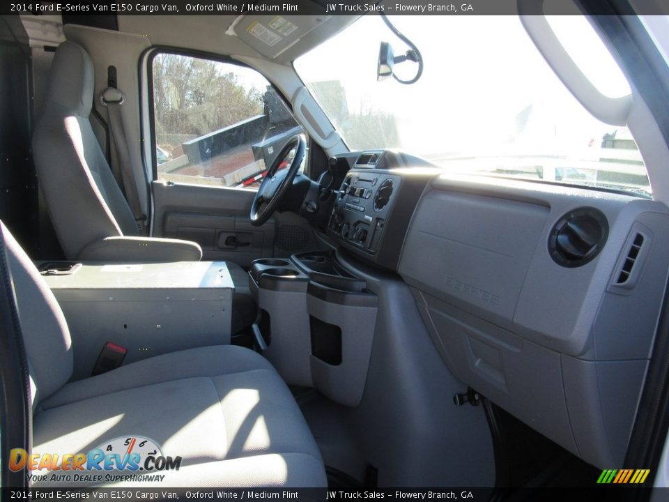 2014 Ford E-Series Van E150 Cargo Van Oxford White / Medium Flint Photo #24