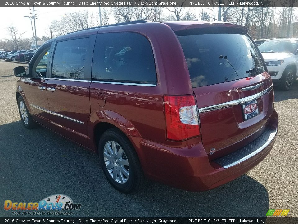 2016 Chrysler Town & Country Touring Deep Cherry Red Crystal Pearl / Black/Light Graystone Photo #5