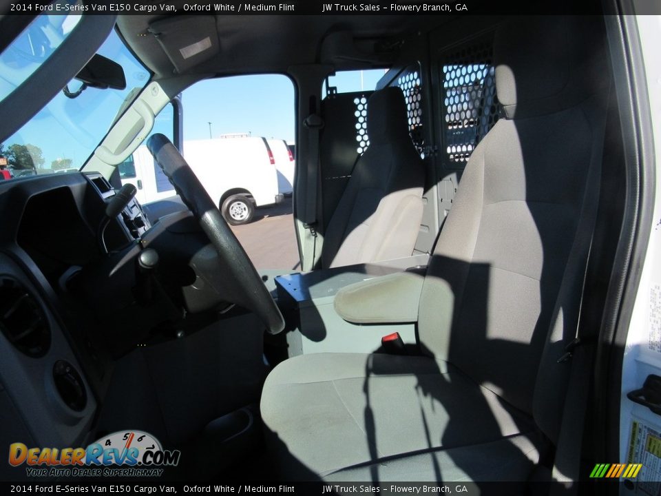 2014 Ford E-Series Van E150 Cargo Van Oxford White / Medium Flint Photo #31