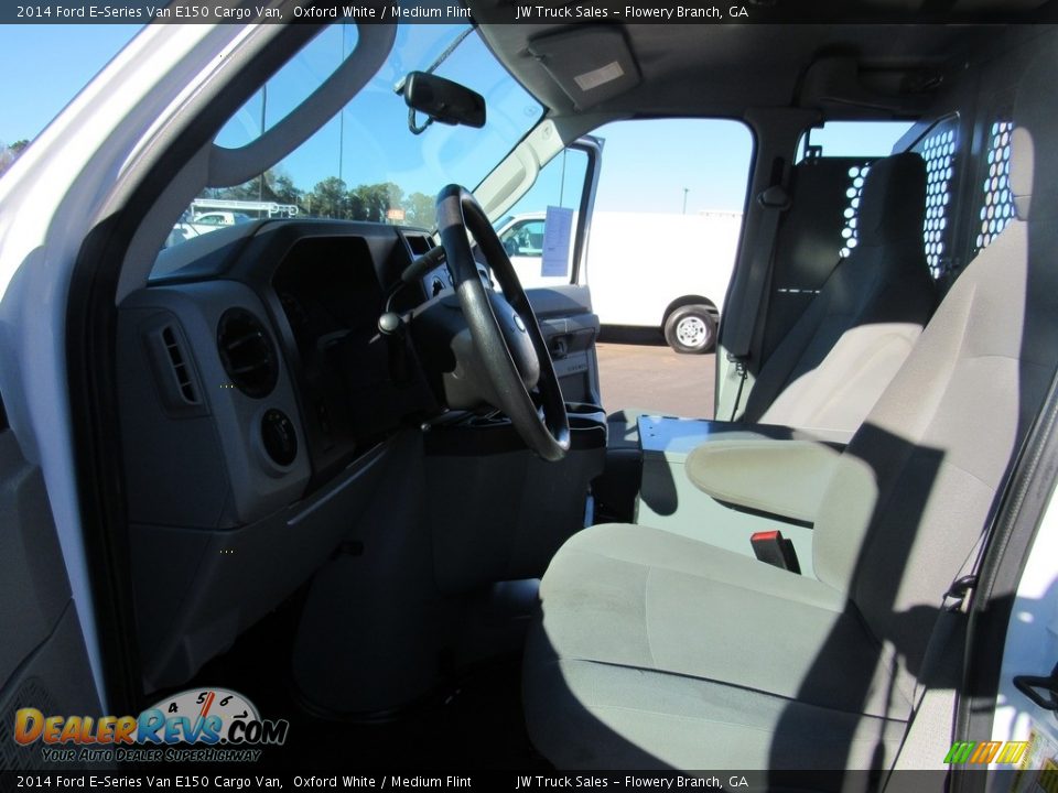 2014 Ford E-Series Van E150 Cargo Van Oxford White / Medium Flint Photo #32