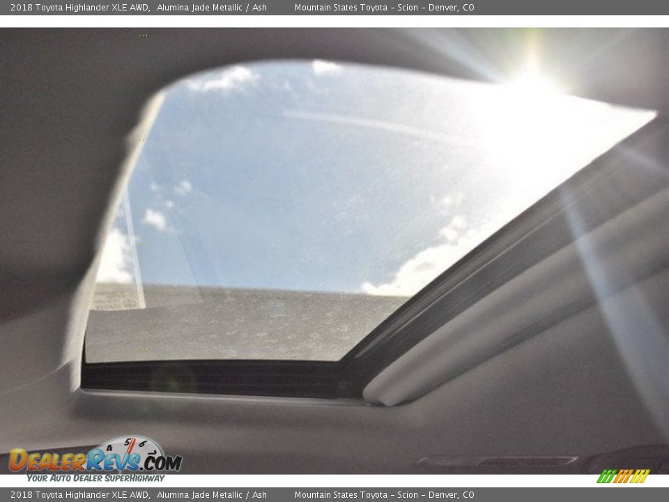 2018 Toyota Highlander XLE AWD Alumina Jade Metallic / Ash Photo #9