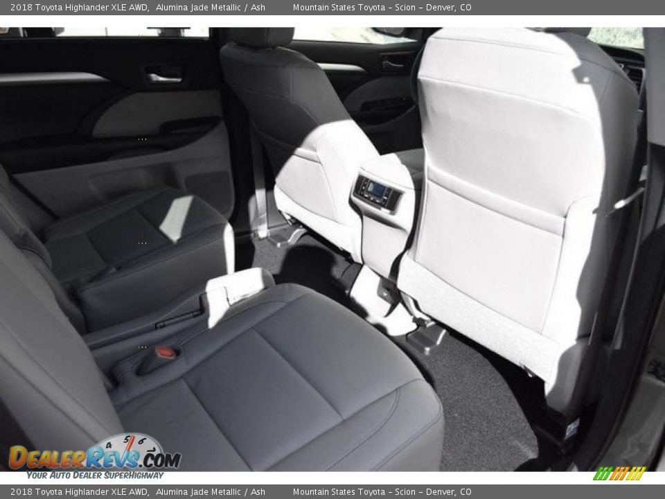 2018 Toyota Highlander XLE AWD Alumina Jade Metallic / Ash Photo #18