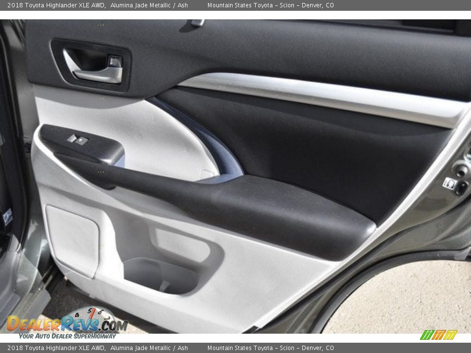 2018 Toyota Highlander XLE AWD Alumina Jade Metallic / Ash Photo #26