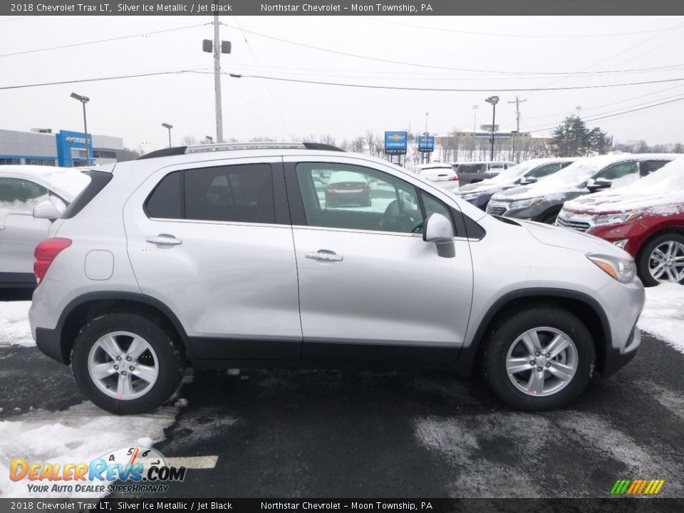 2018 Chevrolet Trax LT Silver Ice Metallic / Jet Black Photo #6