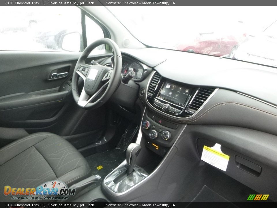 2018 Chevrolet Trax LT Silver Ice Metallic / Jet Black Photo #11