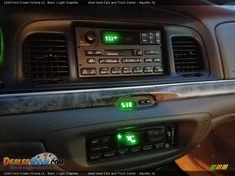 1999 Ford Crown Victoria LX Black / Light Graphite Photo #5