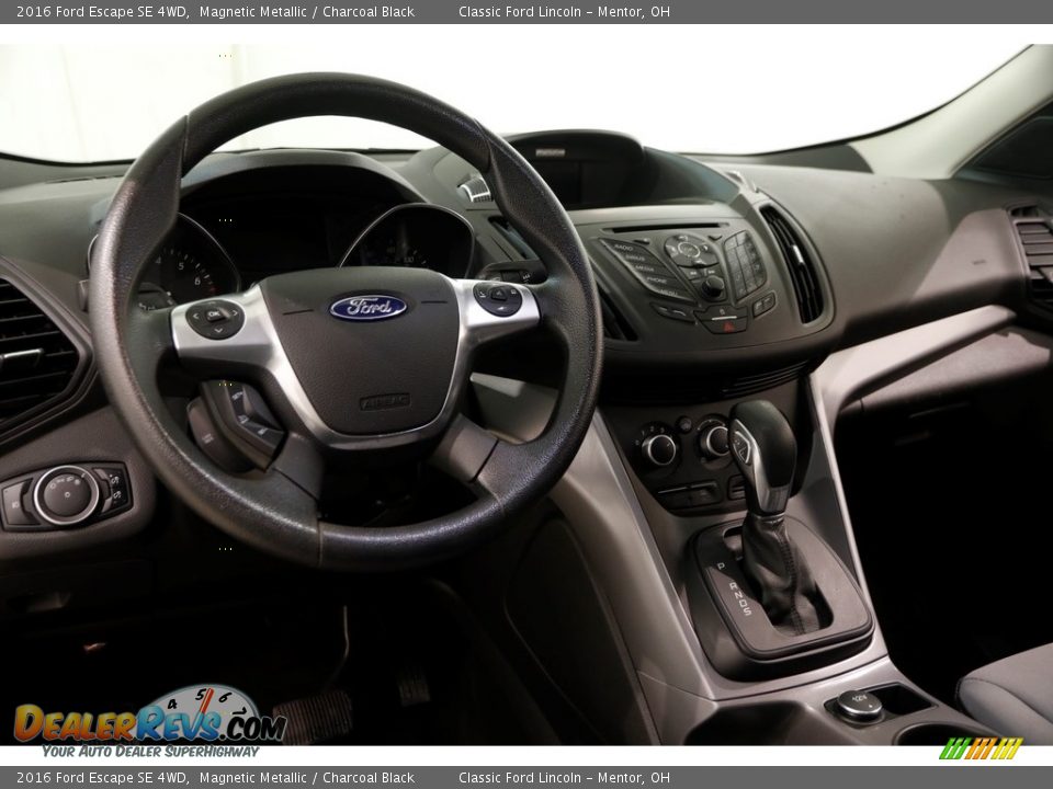 2016 Ford Escape SE 4WD Magnetic Metallic / Charcoal Black Photo #6