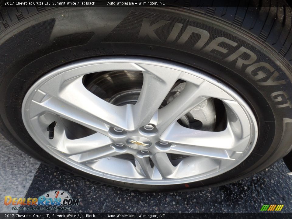 2017 Chevrolet Cruze LT Summit White / Jet Black Photo #7