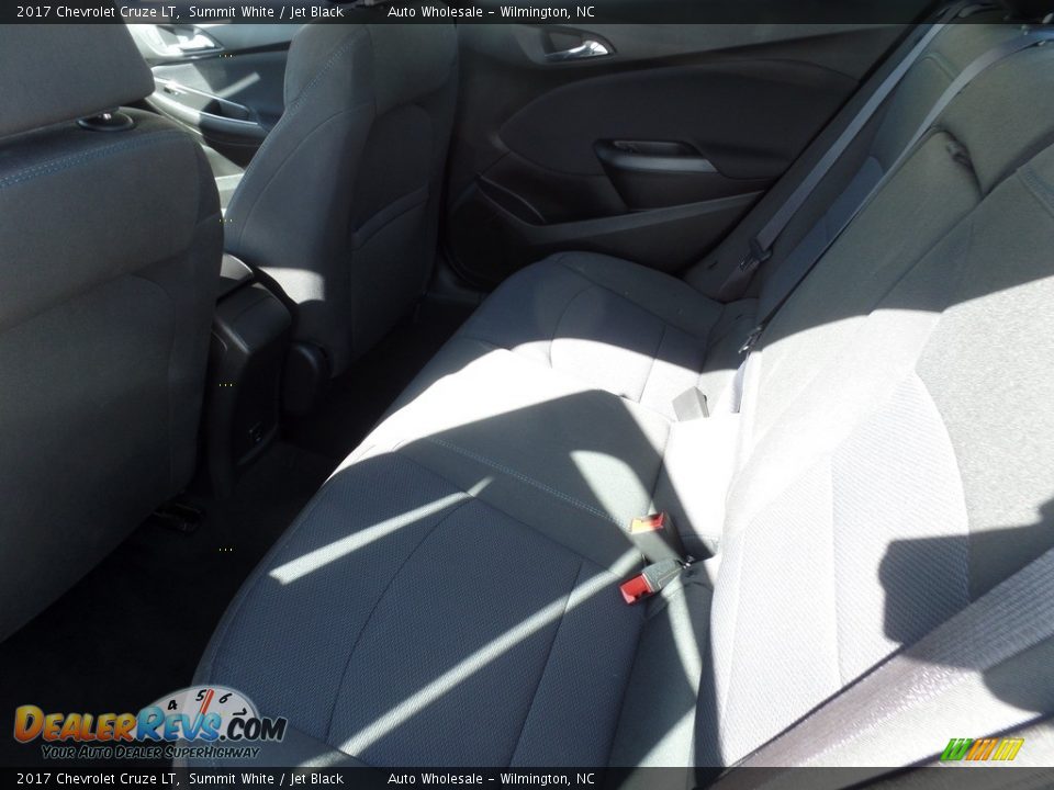2017 Chevrolet Cruze LT Summit White / Jet Black Photo #12
