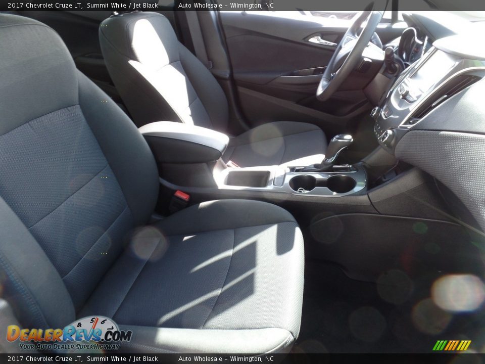 2017 Chevrolet Cruze LT Summit White / Jet Black Photo #13