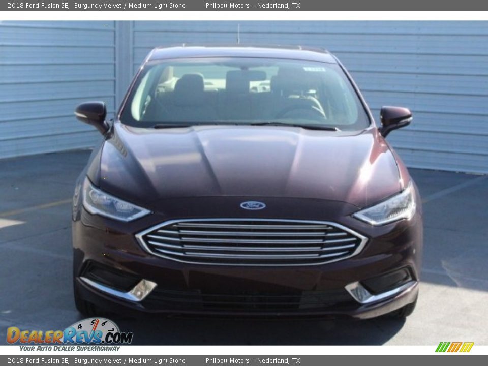 2018 Ford Fusion SE Burgundy Velvet / Medium Light Stone Photo #2
