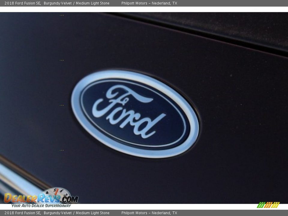 2018 Ford Fusion SE Burgundy Velvet / Medium Light Stone Photo #4