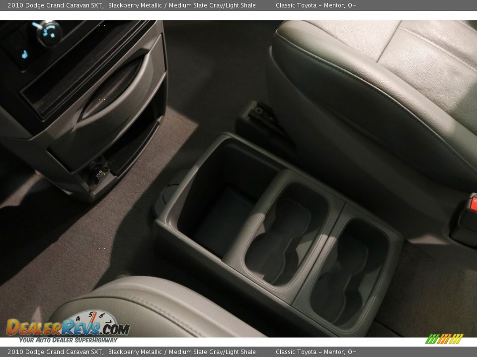 2010 Dodge Grand Caravan SXT Blackberry Metallic / Medium Slate Gray/Light Shale Photo #10