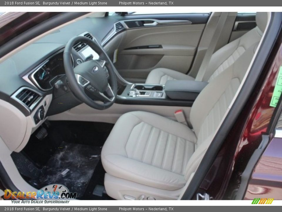 2018 Ford Fusion SE Burgundy Velvet / Medium Light Stone Photo #15
