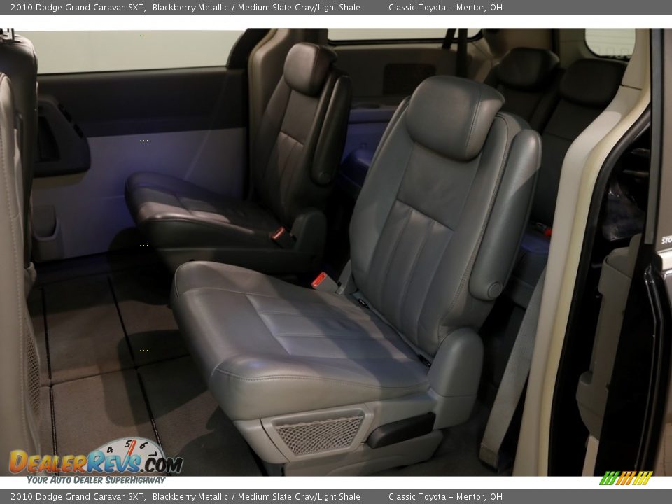 2010 Dodge Grand Caravan SXT Blackberry Metallic / Medium Slate Gray/Light Shale Photo #14