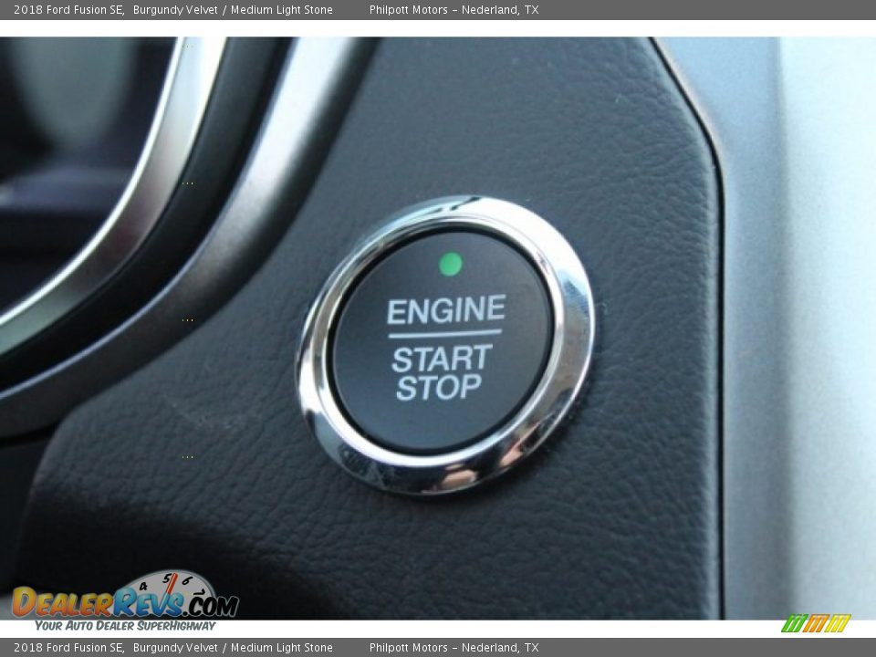 2018 Ford Fusion SE Burgundy Velvet / Medium Light Stone Photo #20