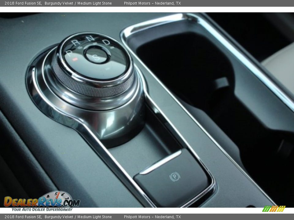 2018 Ford Fusion SE Burgundy Velvet / Medium Light Stone Photo #21