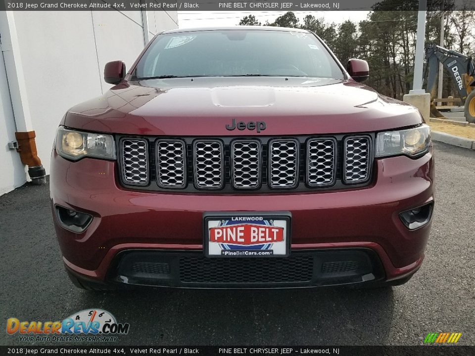 2018 Jeep Grand Cherokee Altitude 4x4 Velvet Red Pearl / Black Photo #2