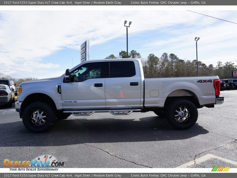 2017 Ford F250 Super Duty XLT Crew Cab 4x4 Ingot Silver / Medium Earth Gray Photo #4