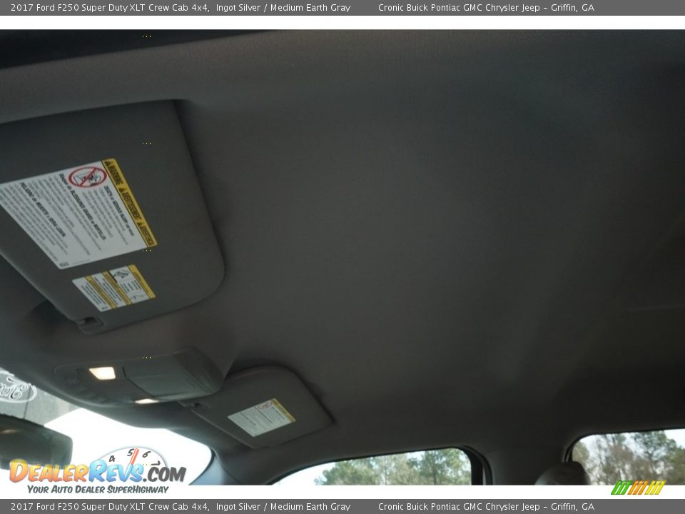 2017 Ford F250 Super Duty XLT Crew Cab 4x4 Ingot Silver / Medium Earth Gray Photo #7