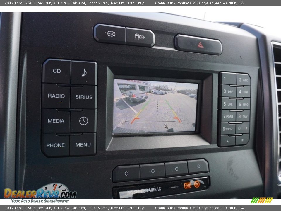 2017 Ford F250 Super Duty XLT Crew Cab 4x4 Ingot Silver / Medium Earth Gray Photo #8