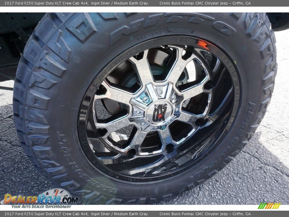 2017 Ford F250 Super Duty XLT Crew Cab 4x4 Ingot Silver / Medium Earth Gray Photo #18
