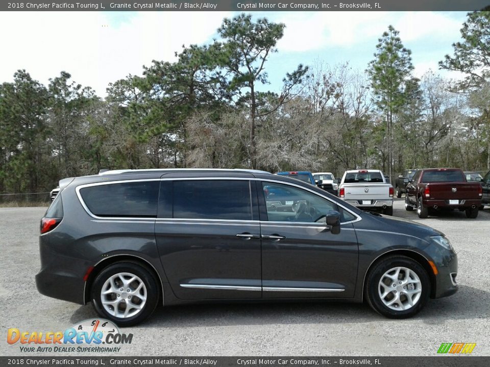 2018 Chrysler Pacifica Touring L Granite Crystal Metallic / Black/Alloy Photo #6