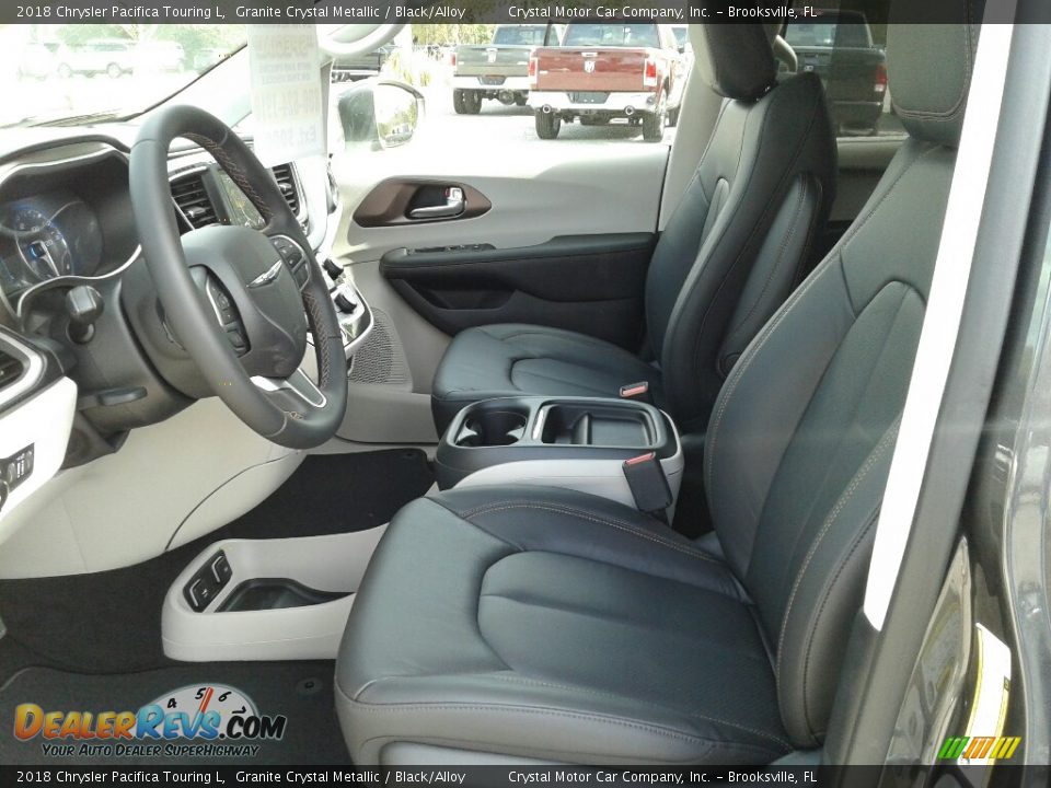 2018 Chrysler Pacifica Touring L Granite Crystal Metallic / Black/Alloy Photo #9