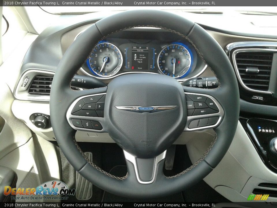 2018 Chrysler Pacifica Touring L Granite Crystal Metallic / Black/Alloy Photo #14