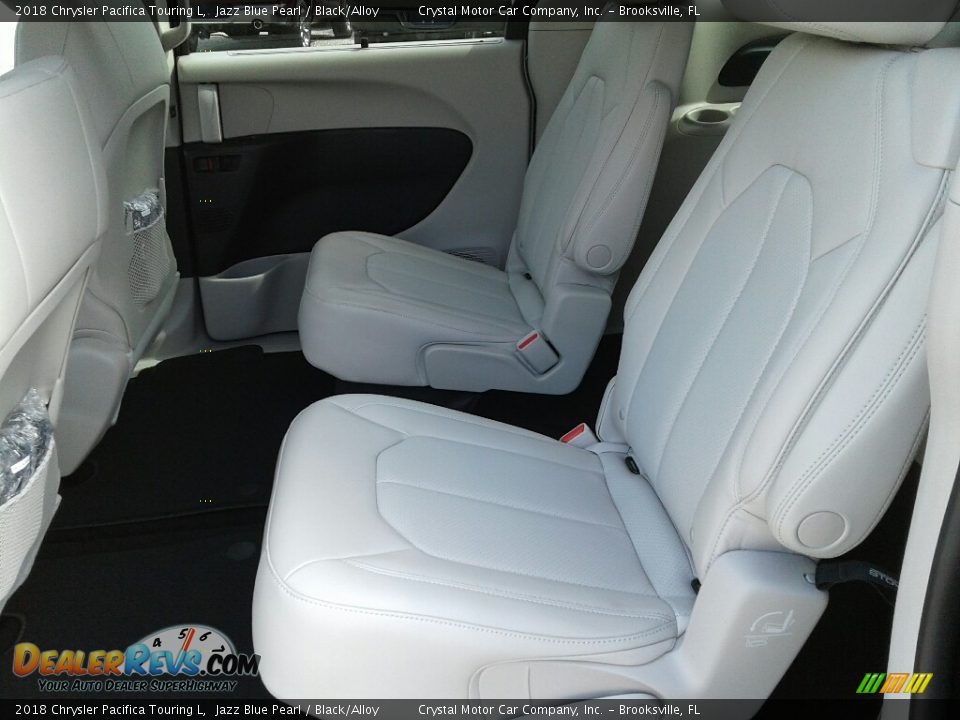 2018 Chrysler Pacifica Touring L Jazz Blue Pearl / Black/Alloy Photo #10