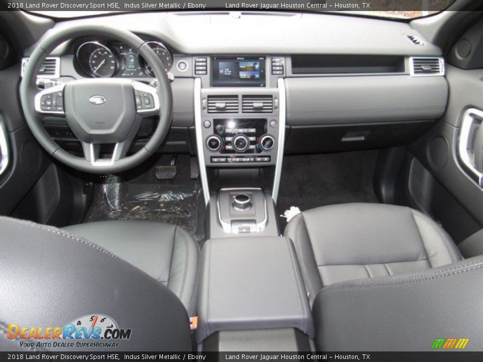 Dashboard of 2018 Land Rover Discovery Sport HSE Photo #4