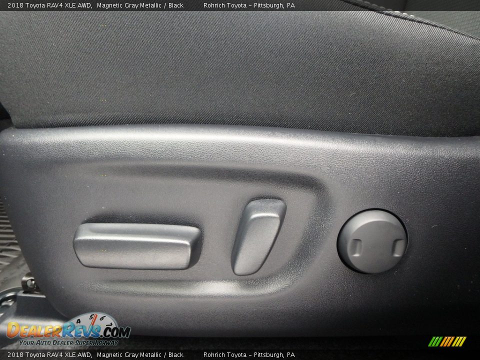 2018 Toyota RAV4 XLE AWD Magnetic Gray Metallic / Black Photo #11