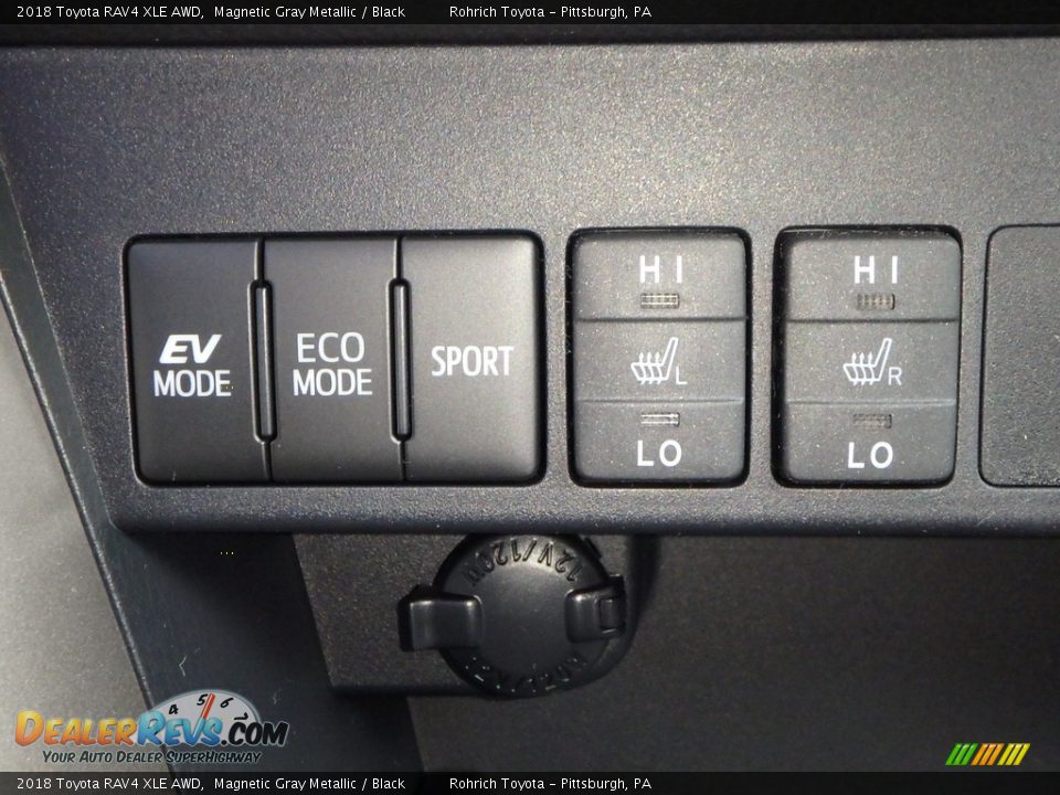 2018 Toyota RAV4 XLE AWD Magnetic Gray Metallic / Black Photo #15