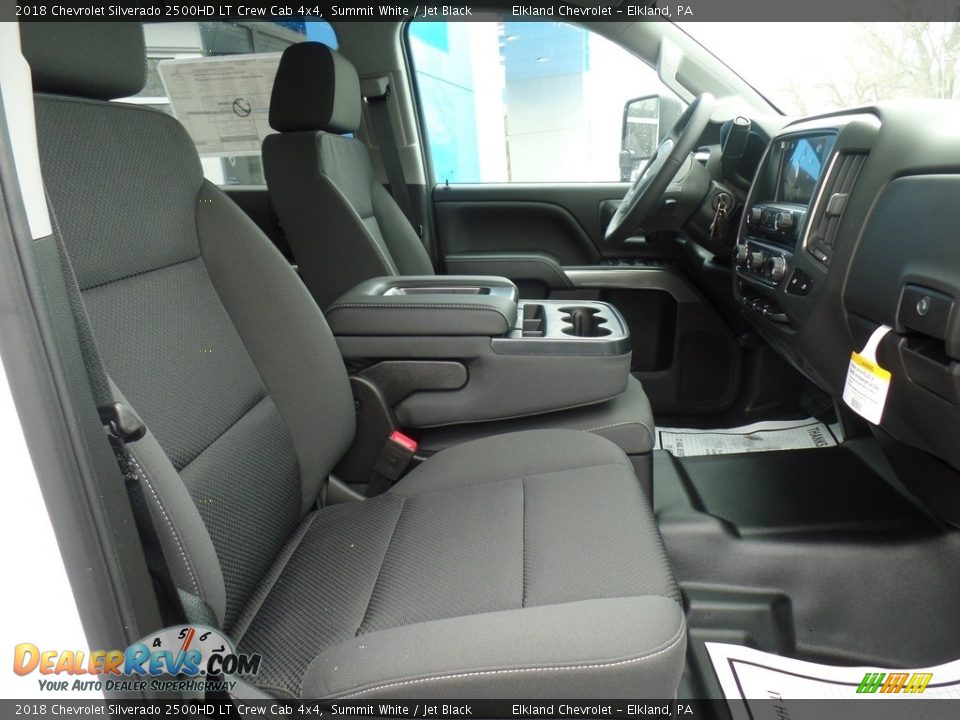 2018 Chevrolet Silverado 2500HD LT Crew Cab 4x4 Summit White / Jet Black Photo #17