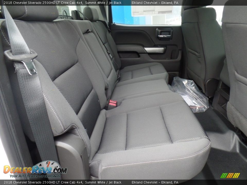 2018 Chevrolet Silverado 2500HD LT Crew Cab 4x4 Summit White / Jet Black Photo #19