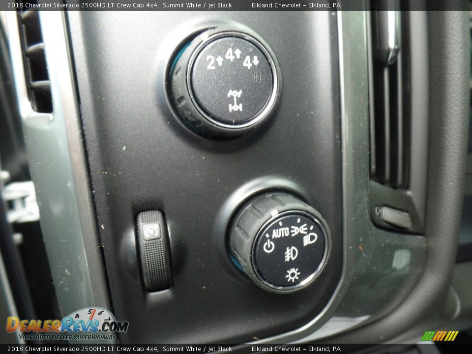 2018 Chevrolet Silverado 2500HD LT Crew Cab 4x4 Summit White / Jet Black Photo #28