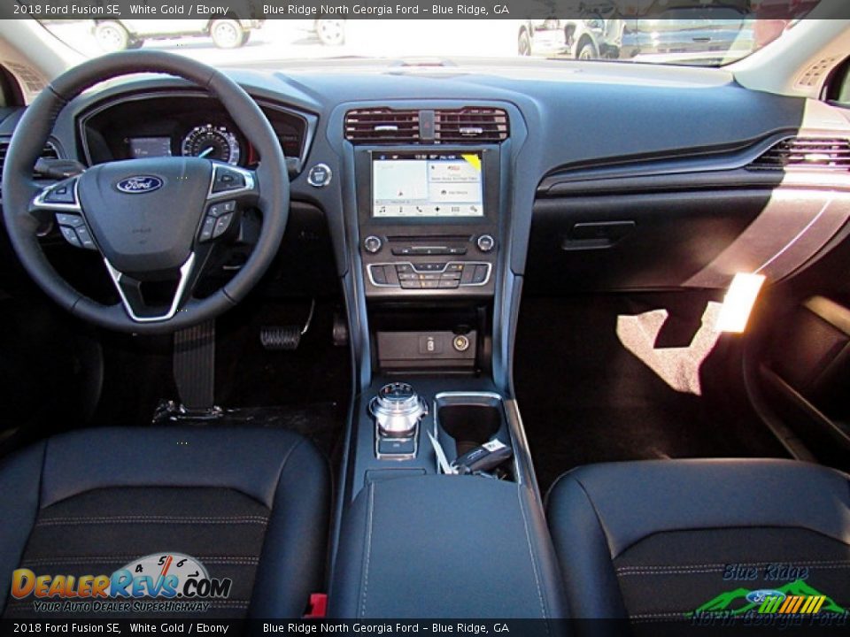 2018 Ford Fusion SE White Gold / Ebony Photo #28