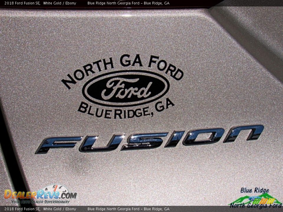 2018 Ford Fusion SE White Gold / Ebony Photo #34