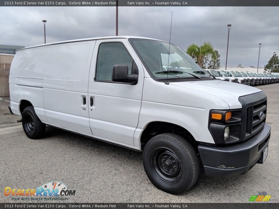 2013 Ford E Series Van E150 Cargo Oxford White / Medium Flint Photo #1