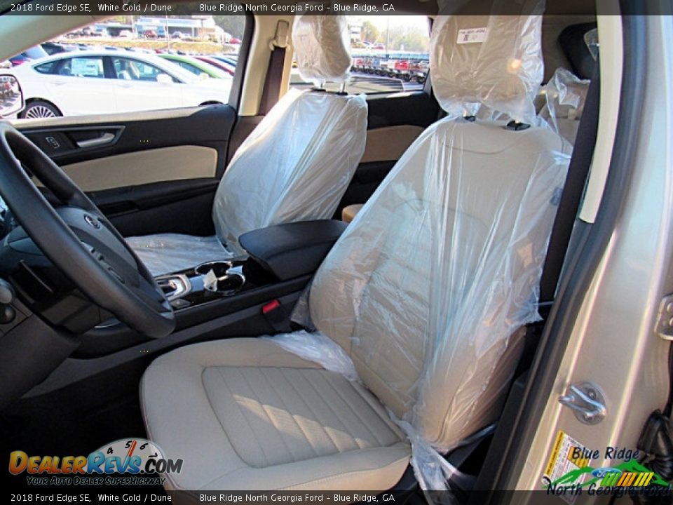 2018 Ford Edge SE White Gold / Dune Photo #9