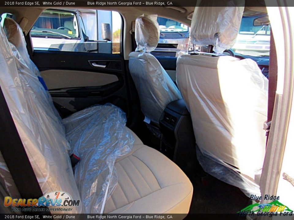 2018 Ford Edge SE White Gold / Dune Photo #11