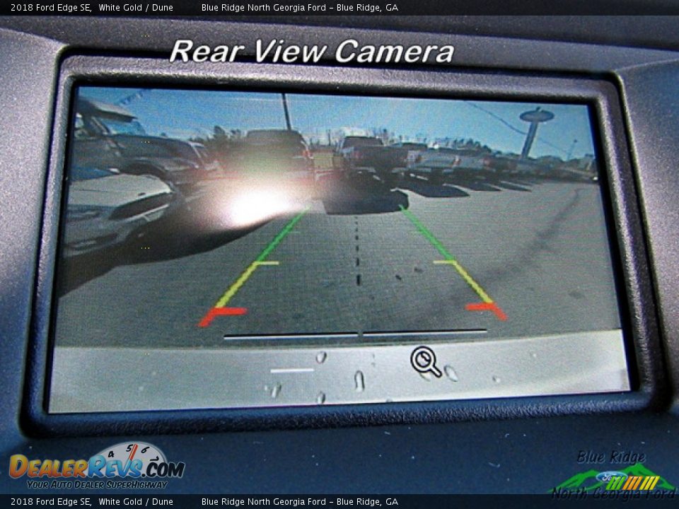 2018 Ford Edge SE White Gold / Dune Photo #19